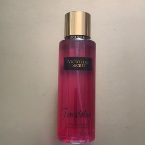 VS Victoria’s Secret TEMPTATION Fragrance Mist